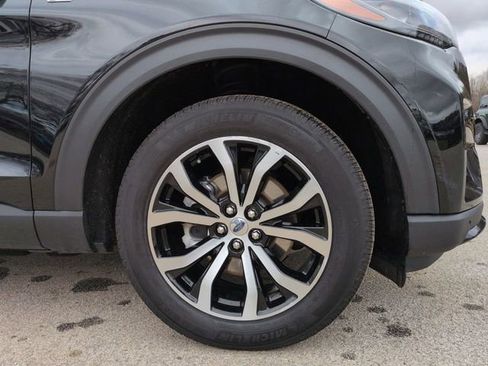 Certified 2025 Ford Explorer ST-Line image 10