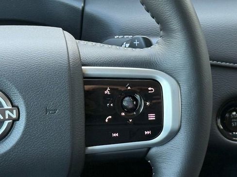 New 2026 Nissan Armada SV image 28