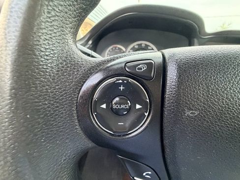 Used 2013 Honda Accord LX image 8