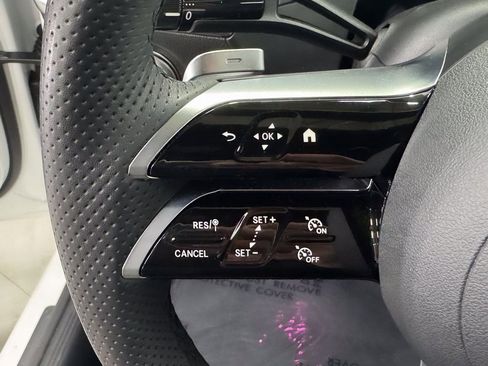 Certified 2025 Mercedes-Benz C 300 4MATIC Sedan image 11