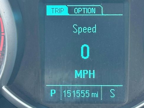 Used 2015 Chevrolet Cruze LT w/ Technology Package image 18