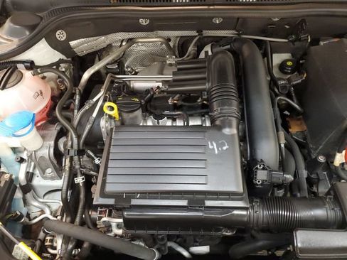 Used 2017 Volkswagen Jetta S w/ Jetta S Cold Weather Package FWD image 22