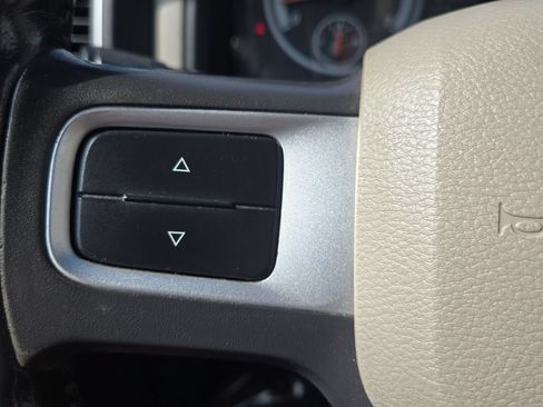 Used 2010 Dodge Ram 1500 Truck SLT w/ SLT Plus D←cor Group AWD/4WD image 16