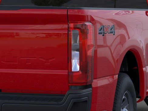 New 2025 Ford F350 XL image 21