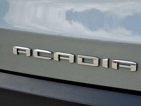 Used 2023 GMC Acadia AT4 AWD/4WD image 32
