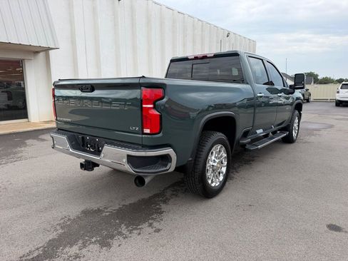 Used 2025 Chevrolet Silverado 2500 LTZ w/ LTZ Plus Package AWD/4WD image 8