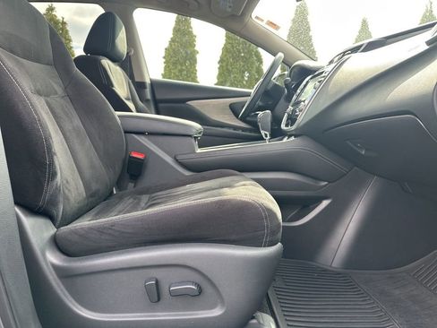 Used 2018 Nissan Murano SV image 31