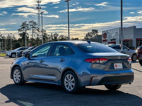 Certified 2025 Toyota Corolla LE image 6