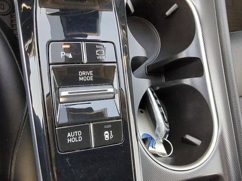 Used 2021 Hyundai Sonata Limited w/ Winter Weather Package FWD image 33