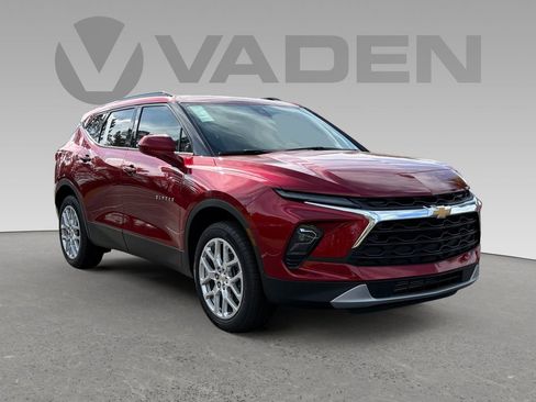 New 2025 Chevrolet Blazer LT w/ Convenience Package image 1