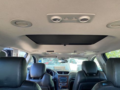 Used 2014 Chevrolet Traverse LT AWD/4WD image 24