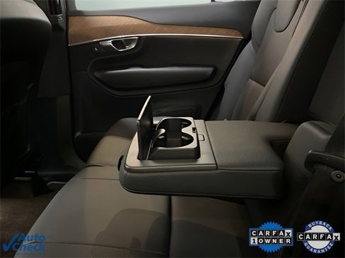 Used 2025 Volvo XC90 B6 Plus image 65