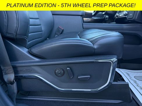 Used 2025 Ford F250 Platinum image 26
