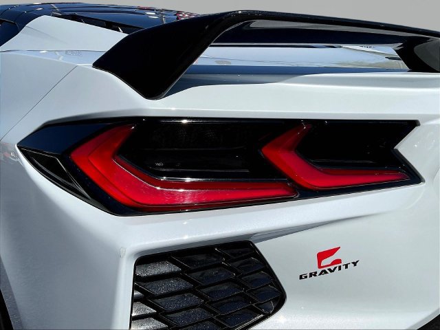 Used 2023 Chevrolet Corvette Stingray Coupe w/ Z51 Performance Package RWD image 22
