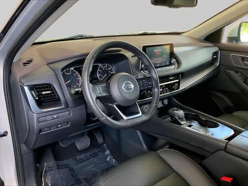 Used 2021 Nissan Rogue SL FWD image 18