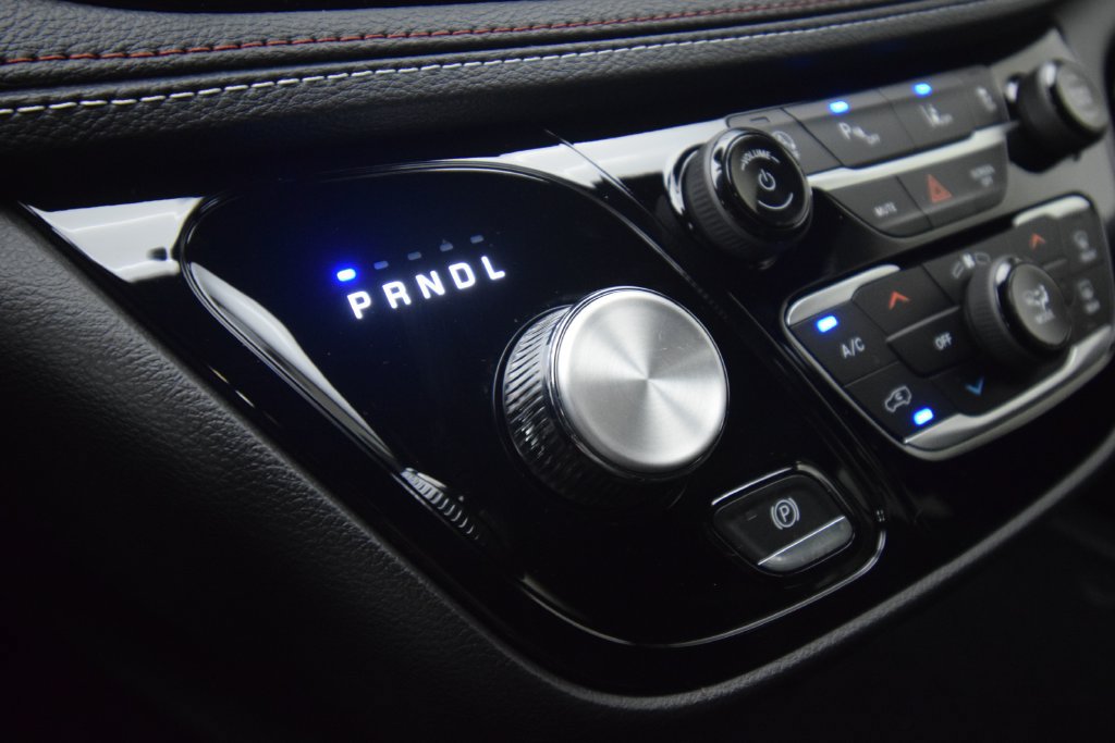 New 2027 Chrysler Pacifica Select AWD/4WD image 22