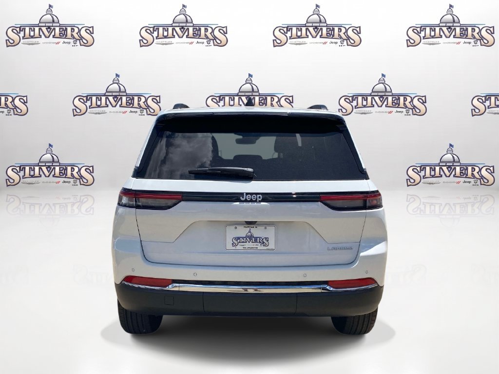 New 2026 Jeep Grand Cherokee Laredo X RWD image 5