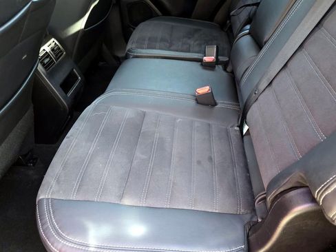 Used 2023 Mitsubishi Outlander SE Black Edition FWD image 30