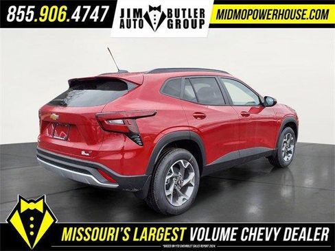 New 2026 Chevrolet Trax LT w/ Driver Confidence Package image 17