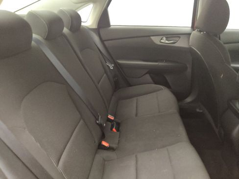 Used 2021 Kia Forte LXS FWD image 19