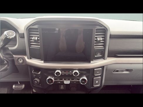 Used 2025 Ford F150 XLT w/ Equipment Group 301A Standard image 16