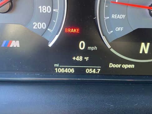 Used 2016 BMW M3 image 5