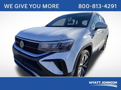 Used 2022 Volkswagen Taos SE