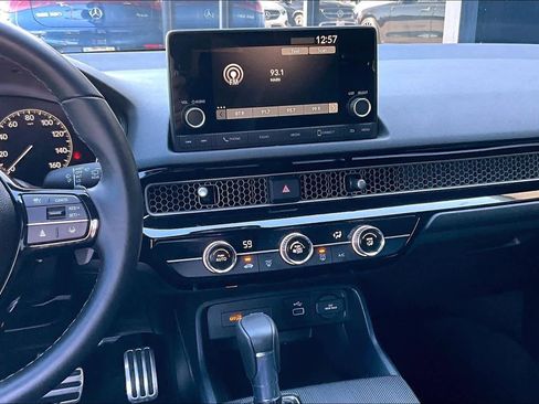 Used 2024 Honda Civic Sport image 7