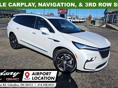 Used 2022 Buick Enclave Essence w/ Experience Buick Package image 2