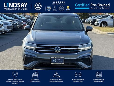Certified 2022 Volkswagen Tiguan SE w/ Panoramic Sunroof Package image 2