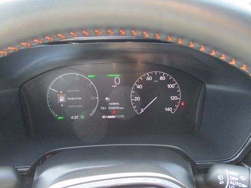 Certified 2025 Honda CR-V Sport Touring image 19