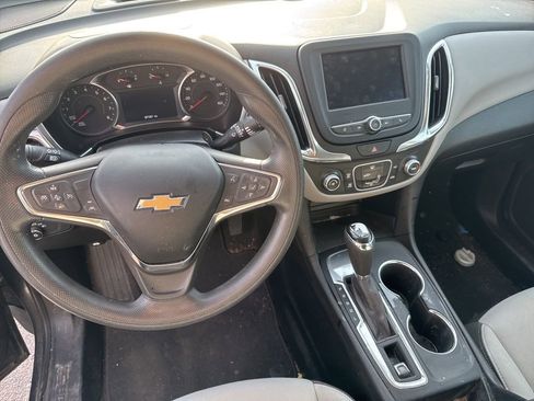 Used 2020 Chevrolet Equinox LT image 11