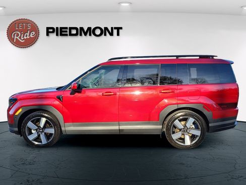Used 2025 Hyundai Santa Fe Limited FWD image 8