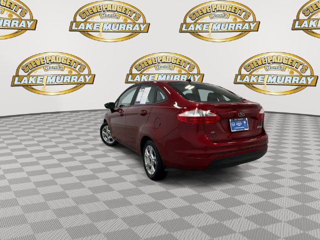 Used 2015 Ford Fiesta SE w/ Comfort Package FWD image 2