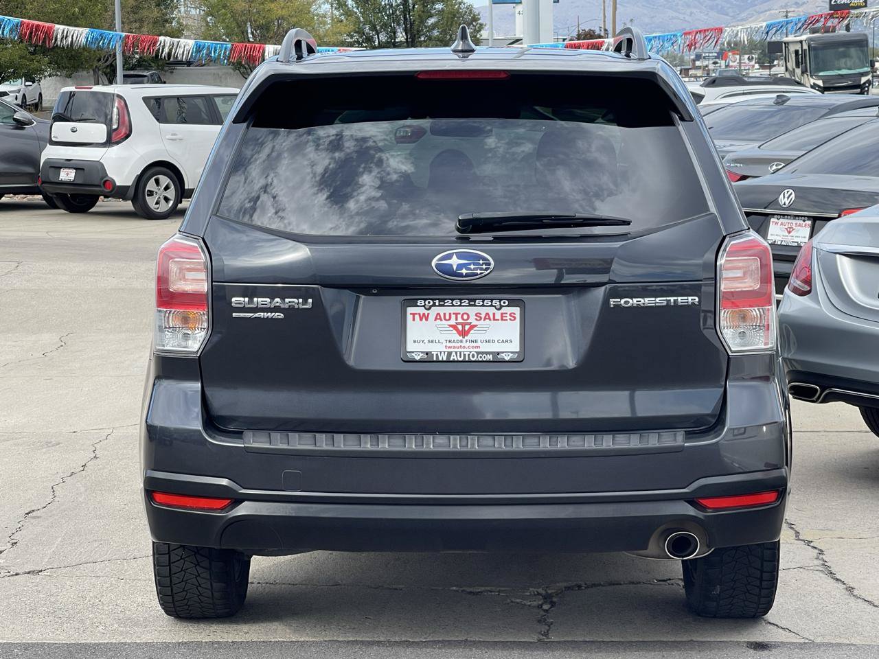 Used 2018 Subaru Forester 2.5i Premium AWD/4WD image 6