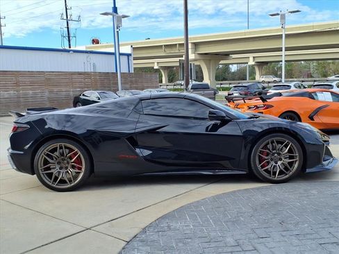 Used 2023 Chevrolet Corvette Z06 image 5