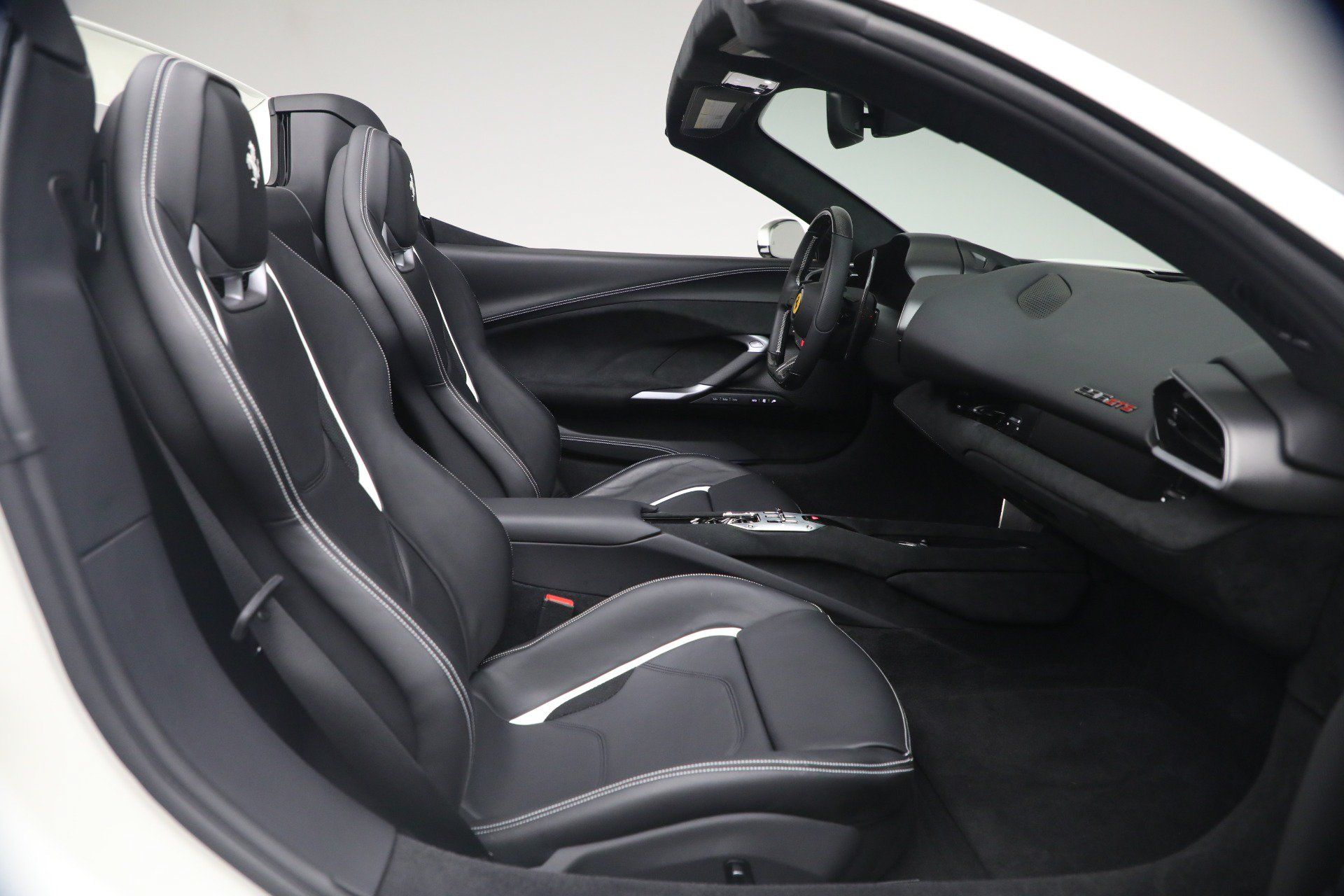 Used 2025 Ferrari 296 GTS RWD image 16