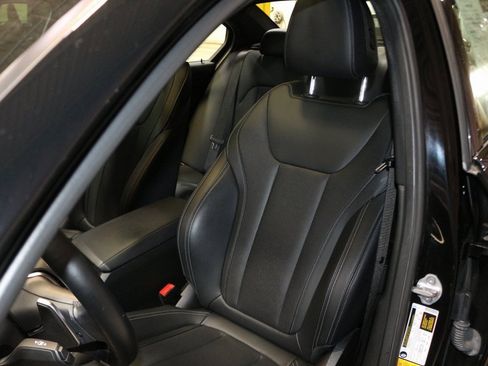 Certified 2023 BMW 330e xDrive w/ Convenience Package image 12