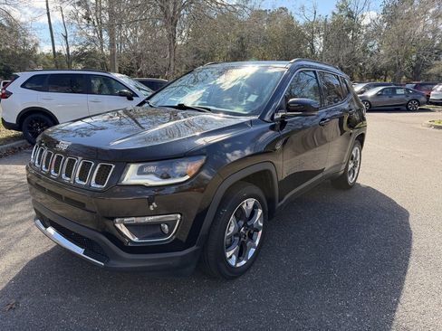 Used 2018 Jeep Compass Limited w/ Navigation Group image 3