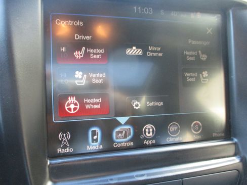 Used 2015 Chrysler 200 S w/ Navigation & Sound Group I FWD image 22
