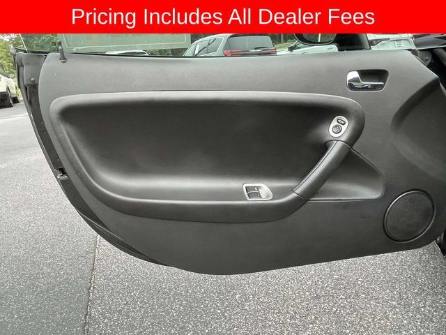 Used 2006 Pontiac Solstice Convertible w/ Premium Package RWD image 18