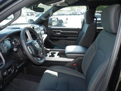 Used 2025 RAM 1500 Big Horn AWD/4WD image 2