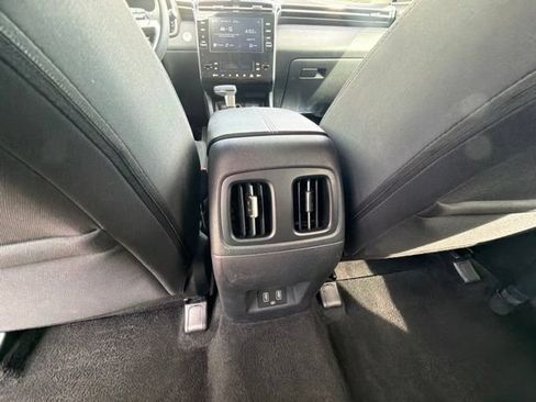 Used 2024 Hyundai Tucson SEL AWD/4WD image 17