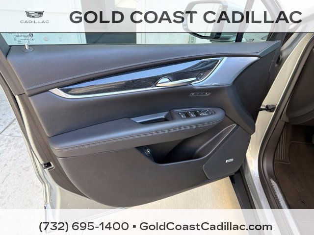 Used 2024 Cadillac XT5 Premium Luxury AWD/4WD image 16