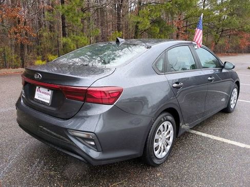 Used 2021 Kia Forte Sedan image 4