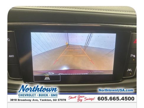 Certified 2024 Buick Enclave Essence w/ LPO, Cargo Package AWD/4WD image 19