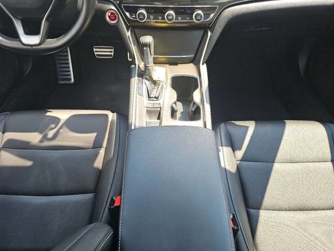 Used 2018 Honda Accord Sport image 23