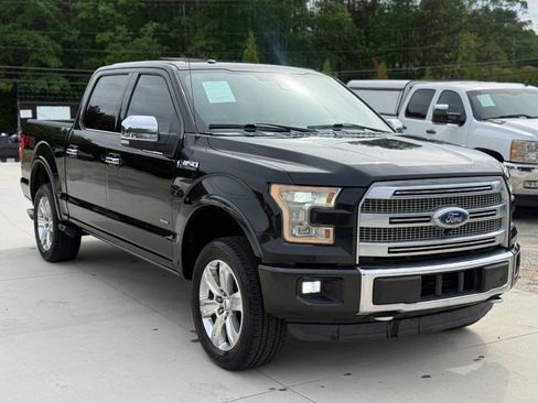 Used 2015 Ford F150 Platinum w/ Equipment Group 701A Luxury AWD/4WD image 8