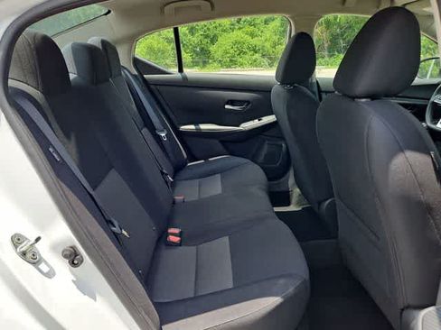 Used 2023 Nissan Sentra SV FWD image 16