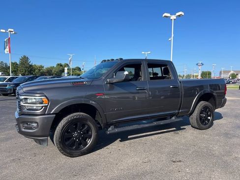 Used 2022 RAM 2500 Laramie w/ Night Edition AWD/4WD image 3